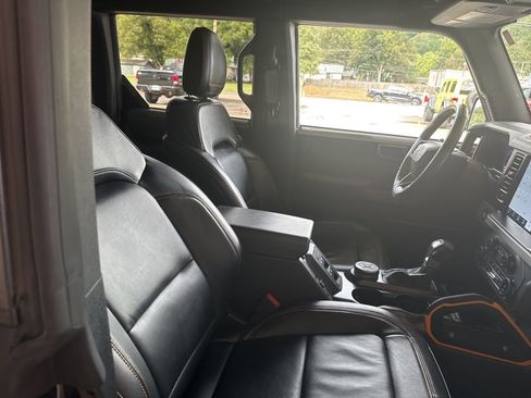 Certified 2022 Ford Bronco Badlands image 22