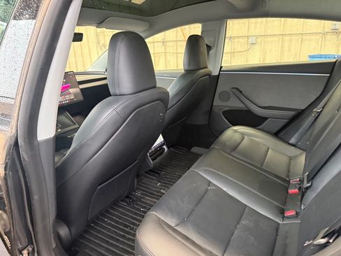 Used 2024 Tesla Model 3 Standard Range RWD image 11