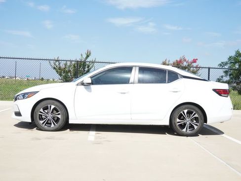 Used 2022 Nissan Sentra SV w/ Trunk Package FWD image 6