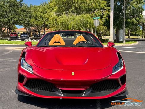 Used 2023 Ferrari F8 Tributo RWD image 6