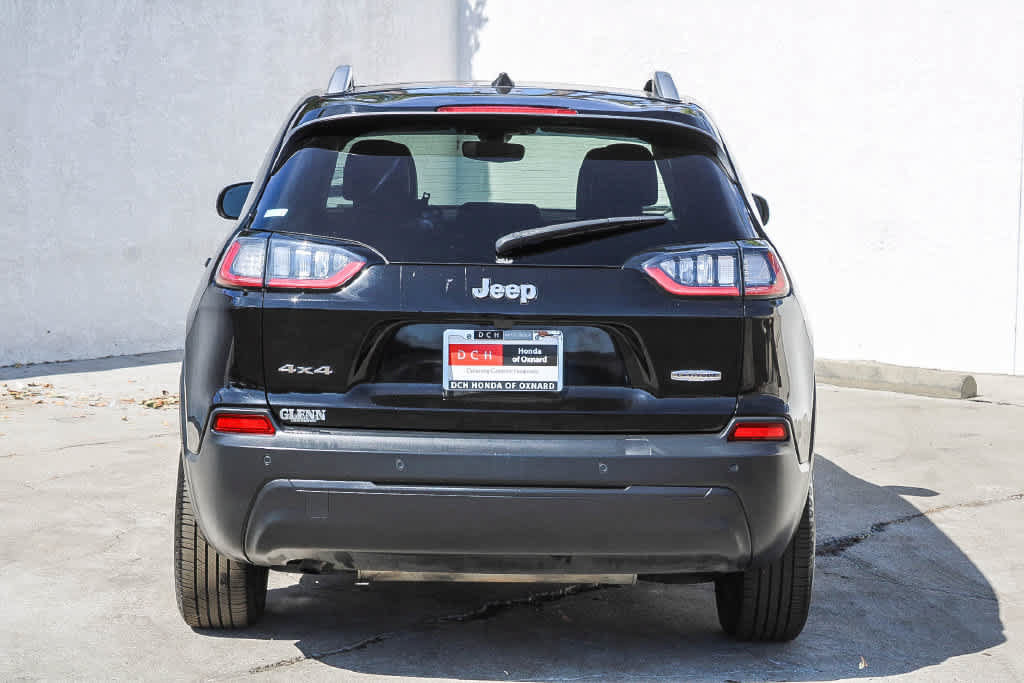 Used 2019 Jeep Cherokee Latitude Plus w/ Comfort/Convenience Group AWD/4WD image 5