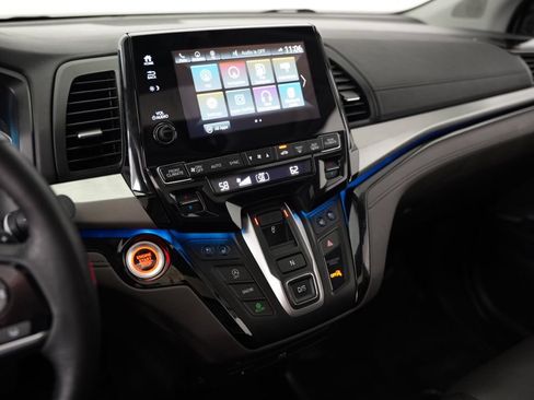Used 2018 Honda Odyssey Elite image 18