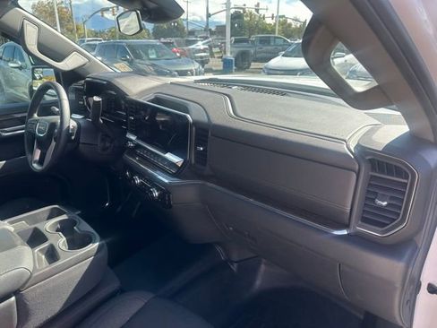 Used 2023 GMC Sierra 1500 Elevation image 18