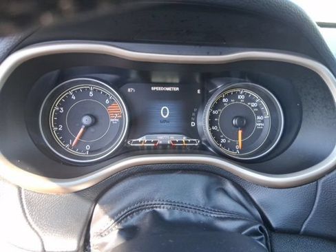 Used 2016 Jeep Cherokee Limited AWD/4WD image 18