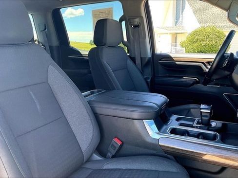 Used 2024 Chevrolet Silverado 1500 RST w/ Z71 Off-Road Package AWD/4WD image 28