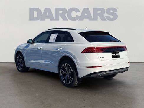 Used 2023 Audi Q8 Premium w/ Convenience Package image 4