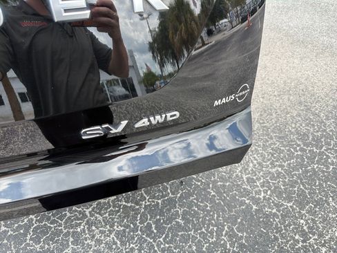 Certified 2024 Nissan Pathfinder SV AWD/4WD image 24