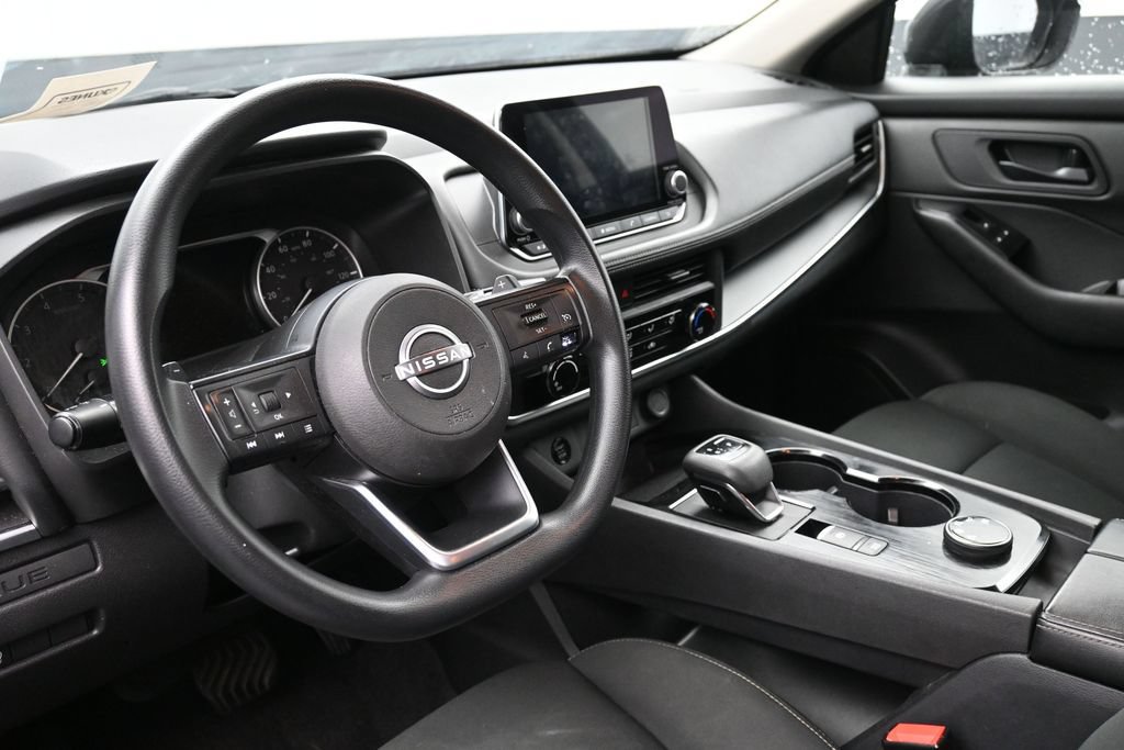 Used 2024 Nissan Rogue S AWD/4WD image 20