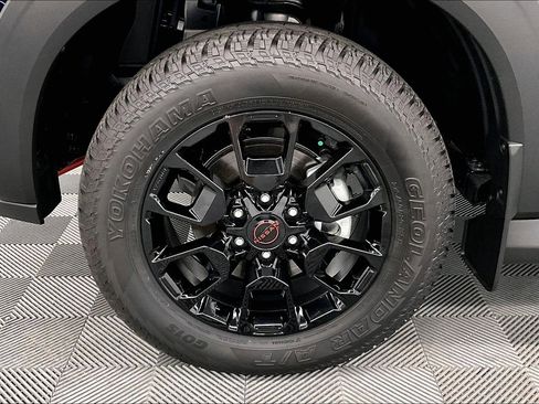 New 2026 Nissan Armada PRO-4X AWD/4WD image 11