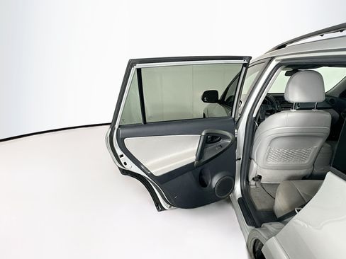 Used 2011 Toyota RAV4 Limited w/ Limited Extra Value Pkg AWD/4WD image 24