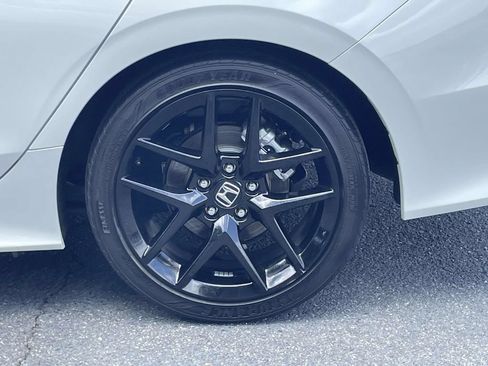 Used 2025 Honda Civic Sport image 12