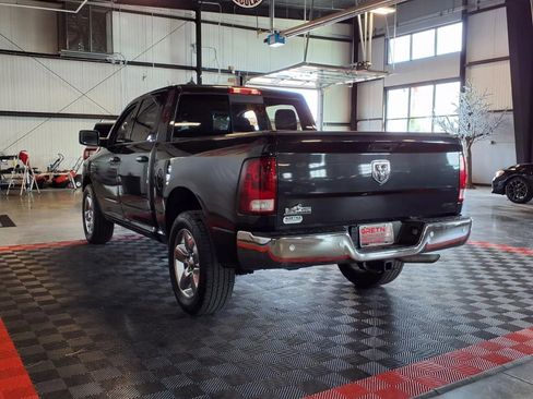 Used 2018 RAM 1500 Big Horn image 3