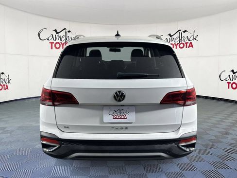 Used 2022 Volkswagen Taos SE FWD image 7