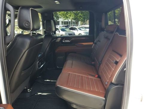 Certified 2024 GMC Sierra 3500 Denali Ultimate image 9