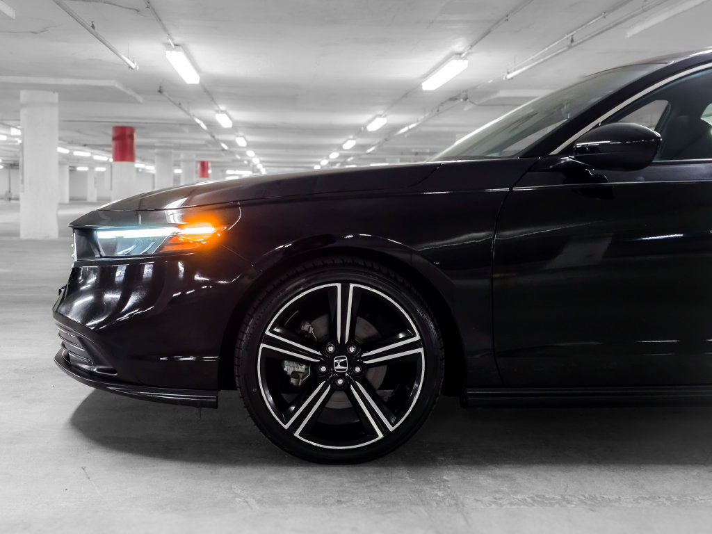 Used 2023 Honda Accord Sport image 14