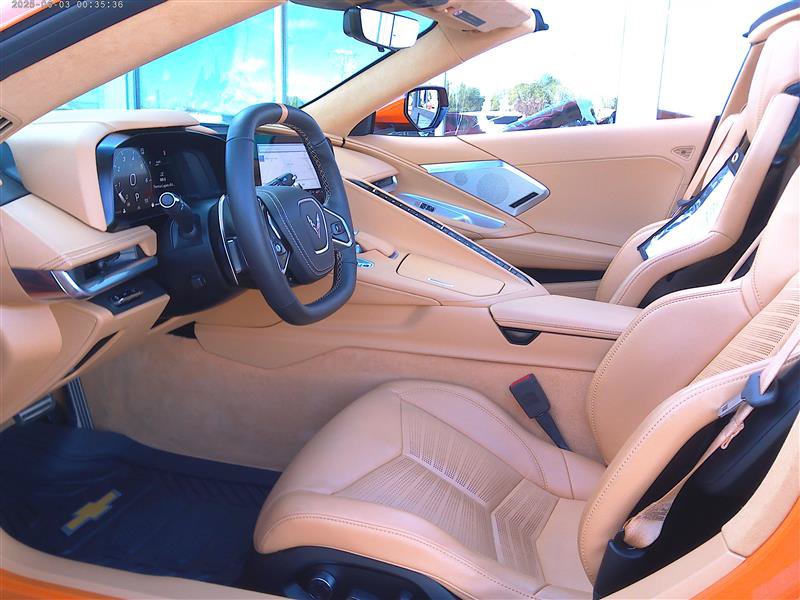 Used 2023 Chevrolet Corvette Stingray Premium Conv w/ 3LT RWD image 8