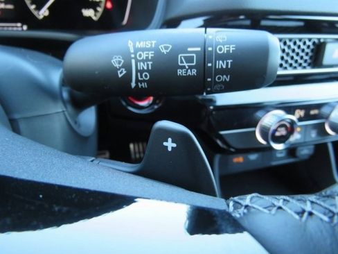 Used 2023 Honda Civic Sport image 23