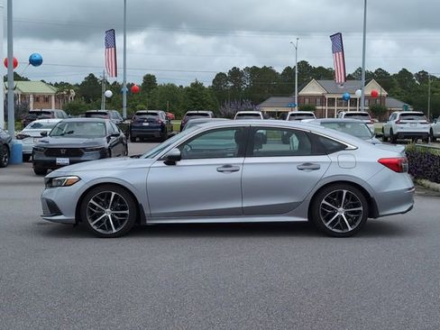 Certified 2023 Honda Civic Touring image 8