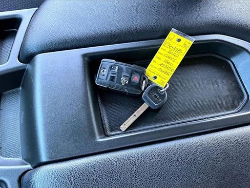 Used 2020 Chevrolet Silverado 1500 Custom w/ Custom Value Package image 36