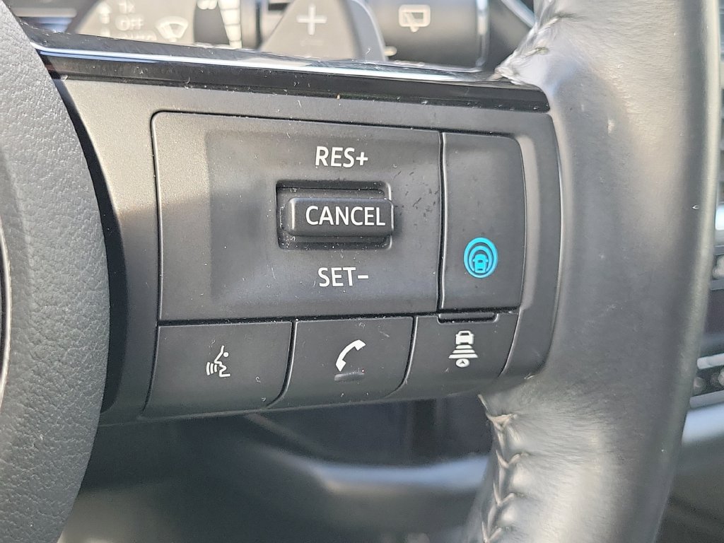 Certified 2023 Nissan Pathfinder Platinum w/ Lighting Package (N93) FWD image 34
