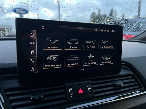 Used 2021 Audi Q5 2.0T Premium w/ Convenience Package image 13