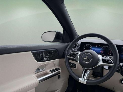 Certified 2026 Mercedes-Benz GLA 250 4MATIC image 11