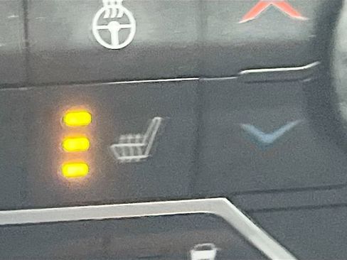 Used 2022 Jeep Wrangler Unlimited Rubicon 4xe w/ Cold Weather Group image 20