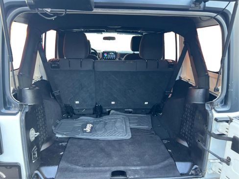 Used 2016 Jeep Wrangler Unlimited Sport w/ Connectivity Group image 13