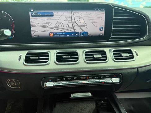 Used 2024 Mercedes-Benz GLE 350 4MATIC image 23