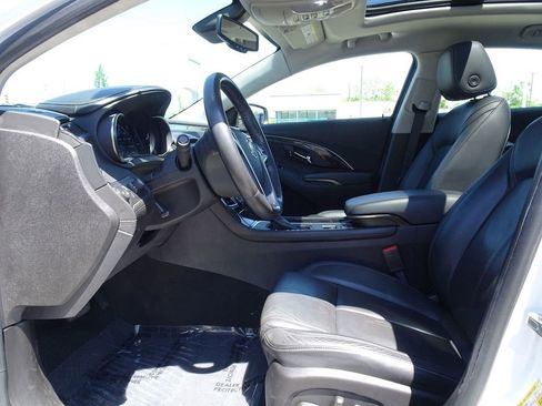 Used 2016 Buick LaCrosse Premium w/ Driver Confidence Package #1 FWD image 8