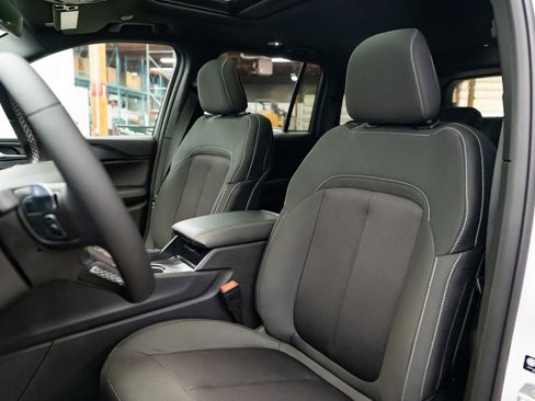 New 2026 Jeep Grand Cherokee Laredo AWD/4WD image 23