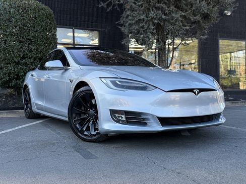 Used 2017 Tesla Model S 75 image 8