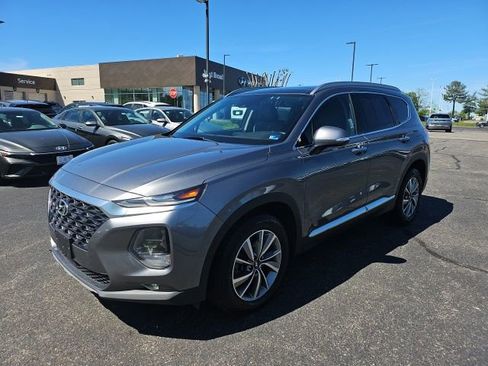 Used 2019 Hyundai Santa Fe Limited FWD image 2