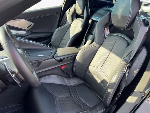 Certified 2022 Chevrolet Corvette RWD Coupe 2LT w/ Body-Color Dual Roof Package image 12