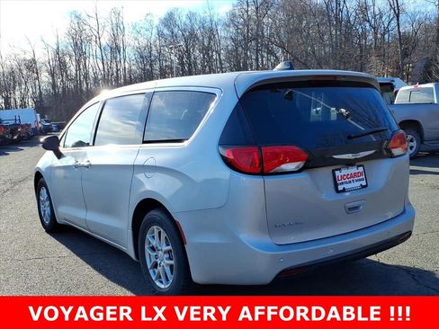 New 2026 Chrysler Voyager LX image 4