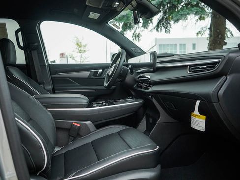 New 2026 Buick Enclave Sport Touring w/ Power Package image 11