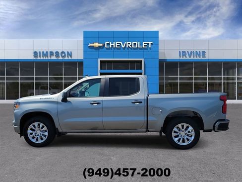 Used 2026 Chevrolet Silverado 1500 Custom RWD image 5