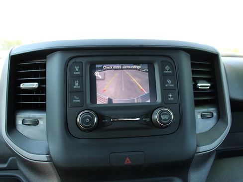 Used 2024 RAM 2500 Tradesman w/ Chrome Appearance Group AWD/4WD image 23