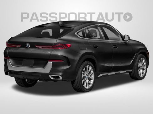 Used 2022 BMW X6 xDrive40i w/ M Sport Package AWD/4WD image 2