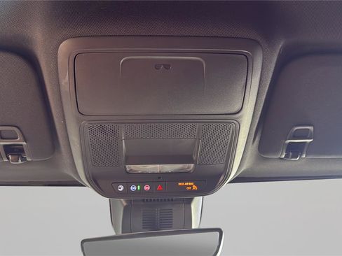 Used 2026 Chevrolet Equinox ACTIV w/ Safety and Technology Package FWD image 23