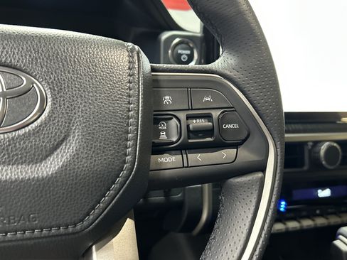 Certified 2026 Toyota 4Runner Platinum AWD/4WD image 17