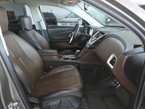 Used 2010 Chevrolet Equinox LT w/ Chrome Appearance Package FWD image 26