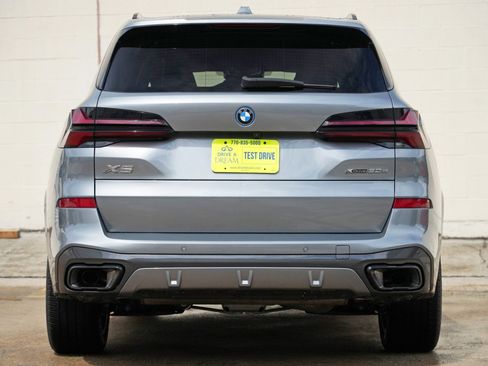 Used 2024 BMW X5 xDrive50e w/ M Sport Package AWD/4WD image 11