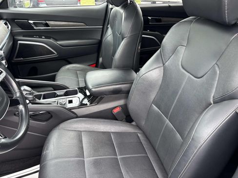 Used 2022 Kia Telluride EX w/ EX Premium Package FWD image 27