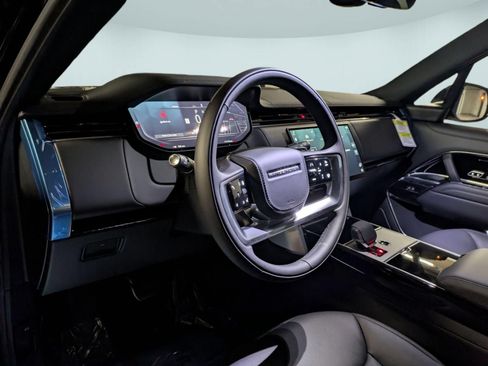 New 2026 Land Rover Range Rover SE AWD/4WD image 13