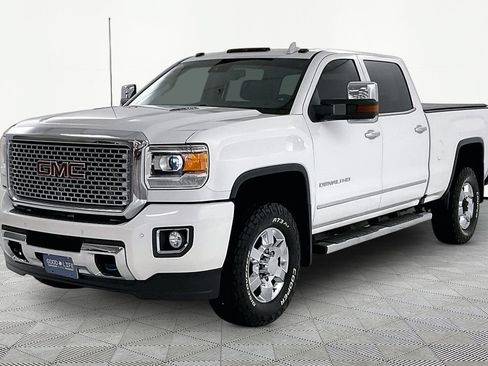 Used 2016 GMC Sierra 3500 Denali w/ Driver Alert Package AWD/4WD image 3
