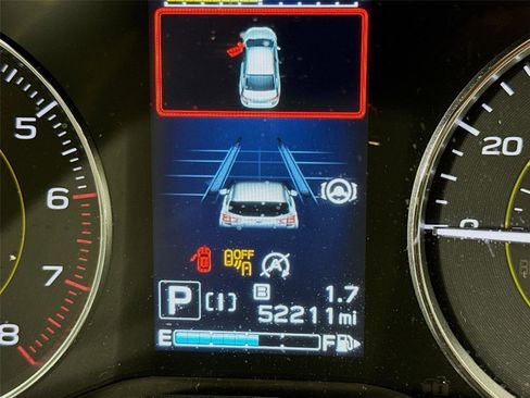 Used 2021 Subaru Crosstrek 2.5i Sport w/ Moonroof Package AWD/4WD image 2