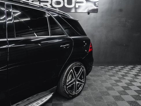 Used 2018 Mercedes-Benz GLE 43 AMG 4MATIC w/ Premium 2 Package image 8