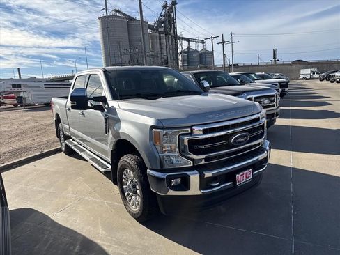 Used 2022 Ford F250 Lariat w/ Chrome Package image 2