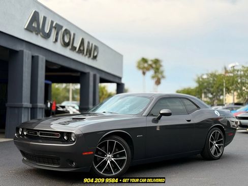 Used 2018 Dodge Challenger R/T w/ Performance Handling Group RWD image 1